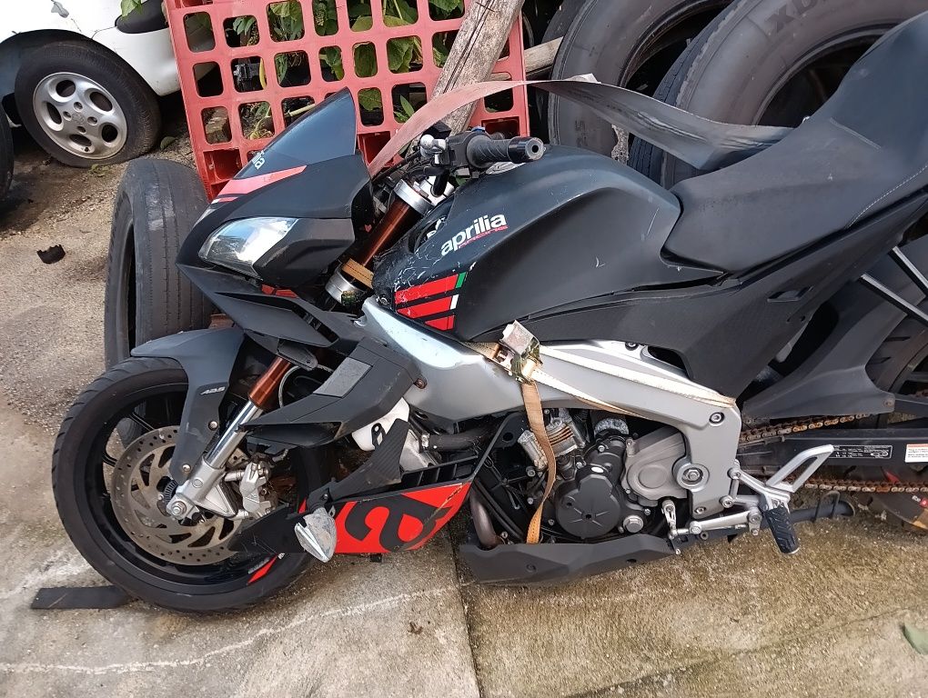 Vendo Aprilia tuono 125cc