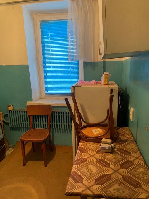 Продам квартиру однокімнатну вулиця Шевченка 93