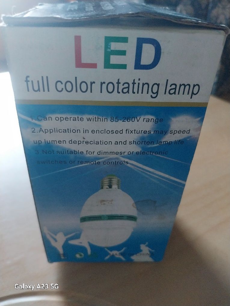 Żarówka dyskotekowa led