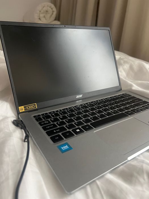 Laptop Acer wszytkie dane na zdjęciach