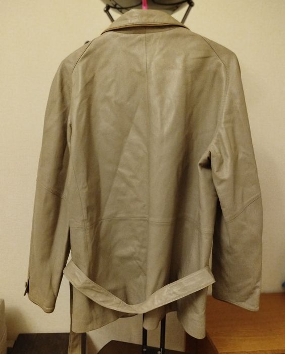 Куртка шкіряна жіночка