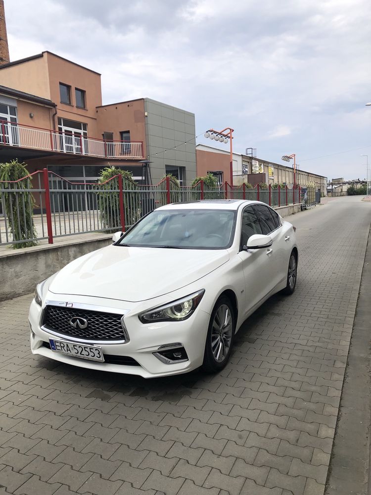 Infiniti Q50 V6 TwinTurbo