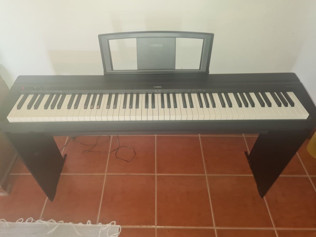 Piano Digital Yamaha P-35