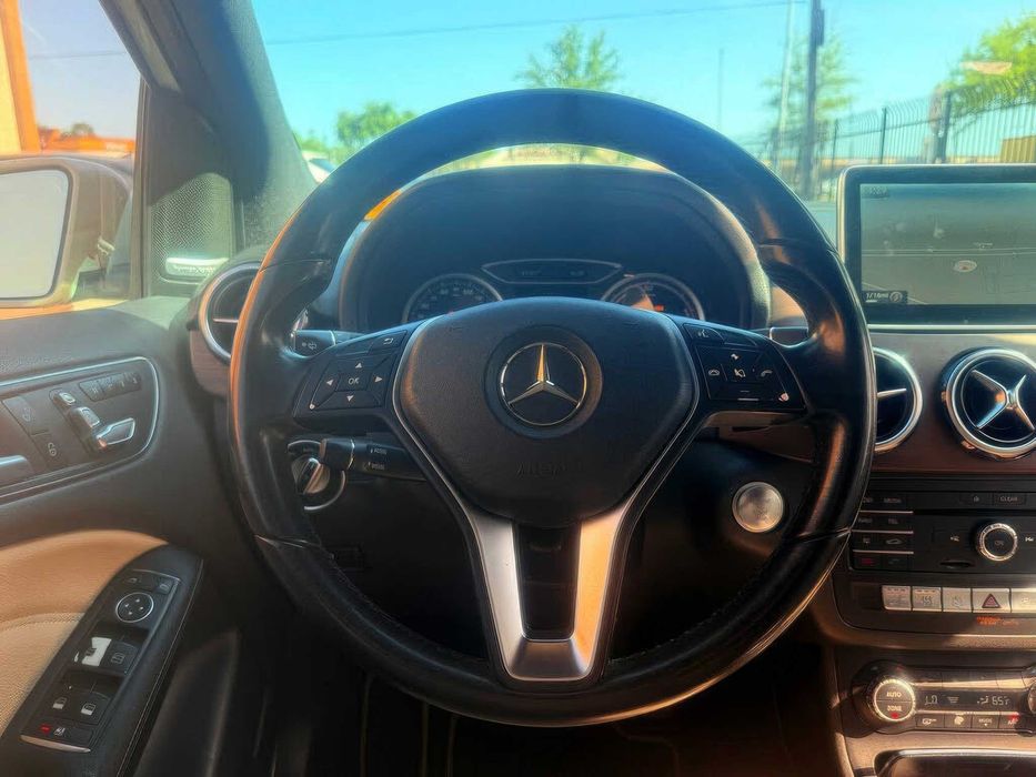 Mercedes-Benz B-Class Electric Drive      2015