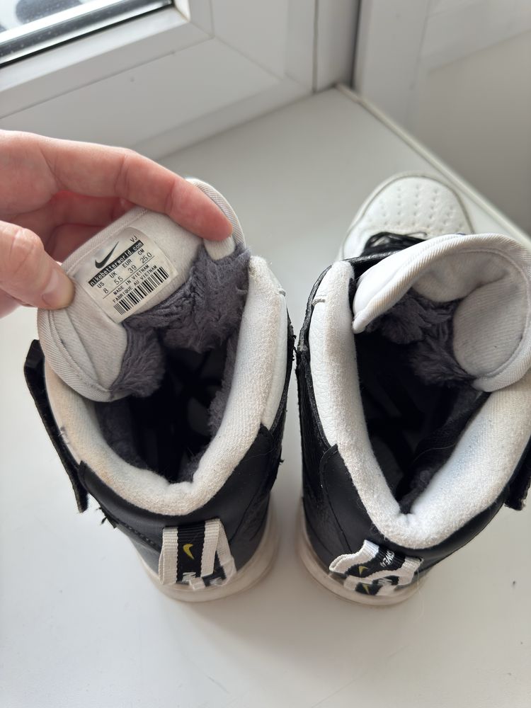 Кросівки теплі Nike