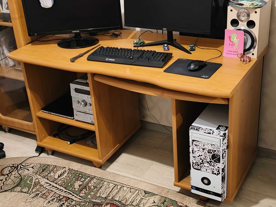 Комплект меблiв (шафа, пенал, стол)