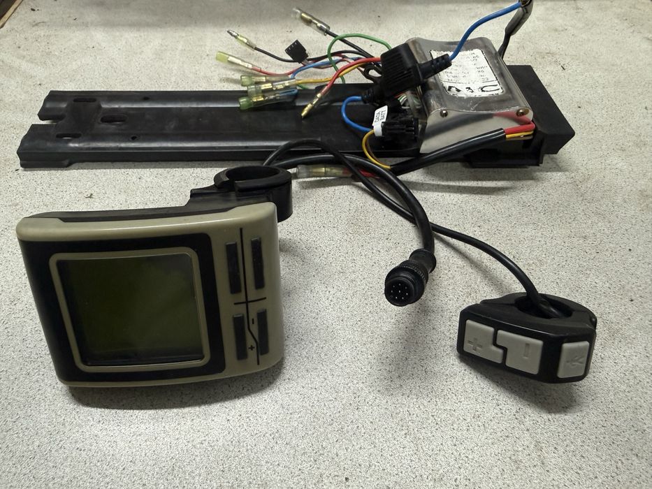 MC MULTICYCLE Sterownik wyświetlacz display manipulator ebike rower