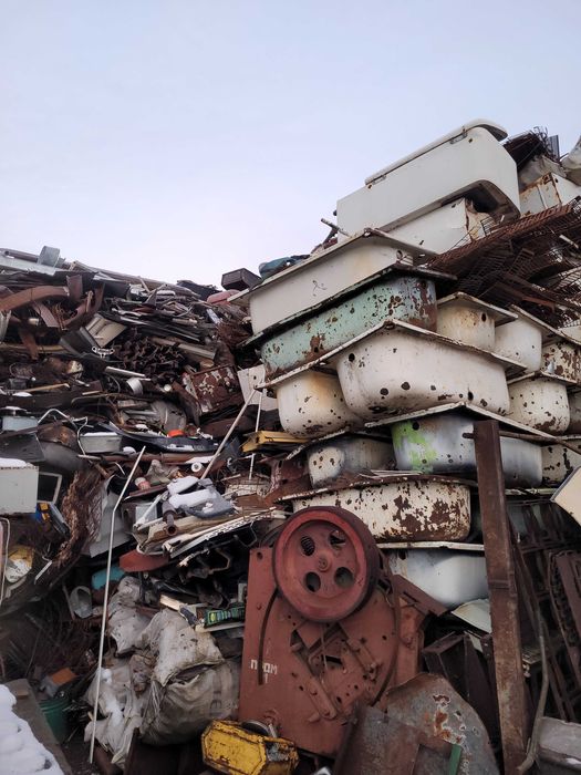 Металолом , металобрухт, залізо ,  кольорові метали , різне