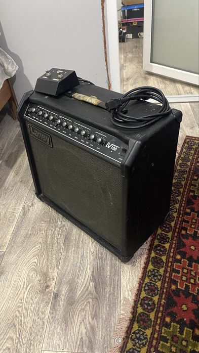 Гітарний комбопідсилювач Laney LV-100