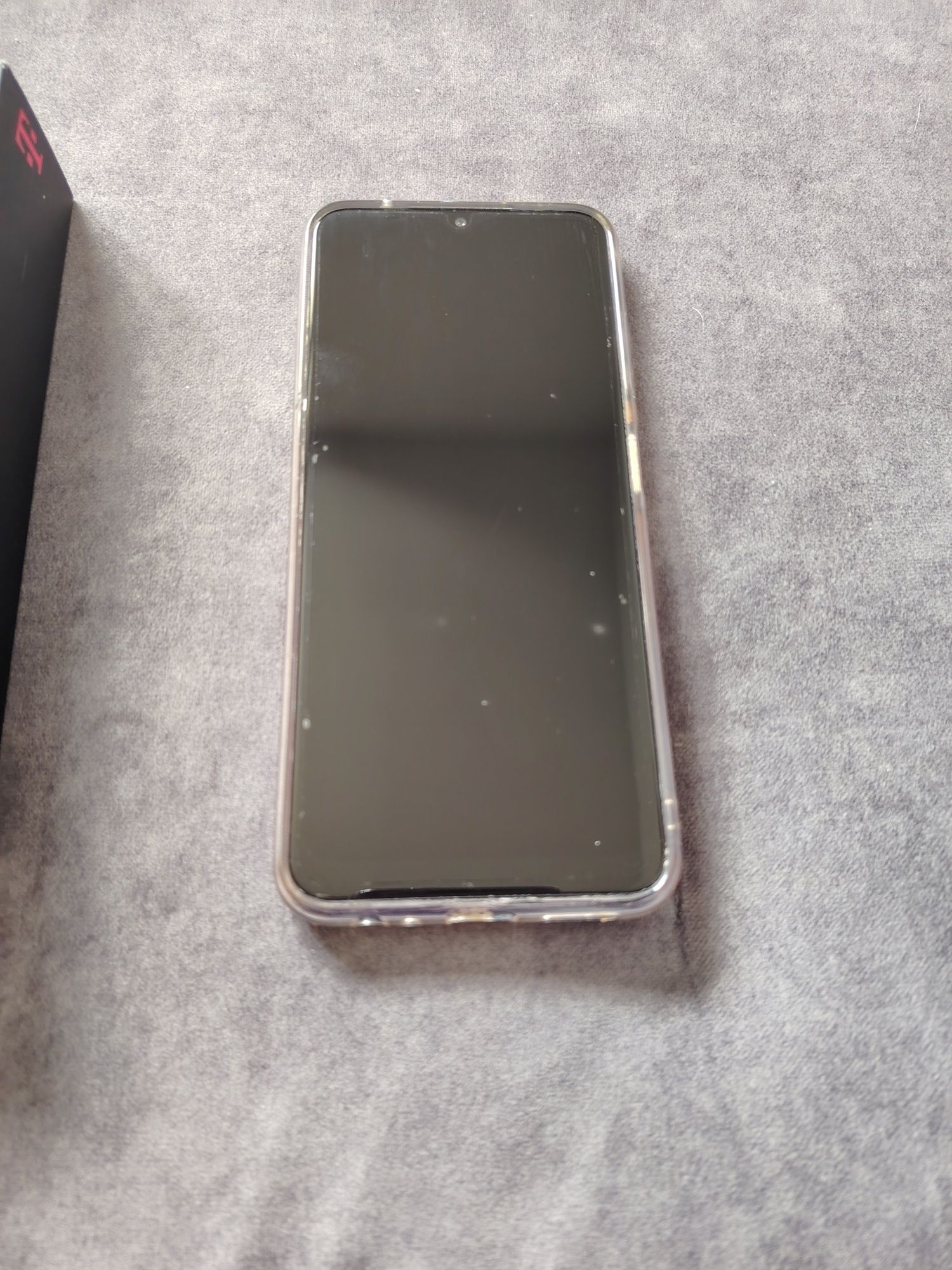 Smartfon T phone