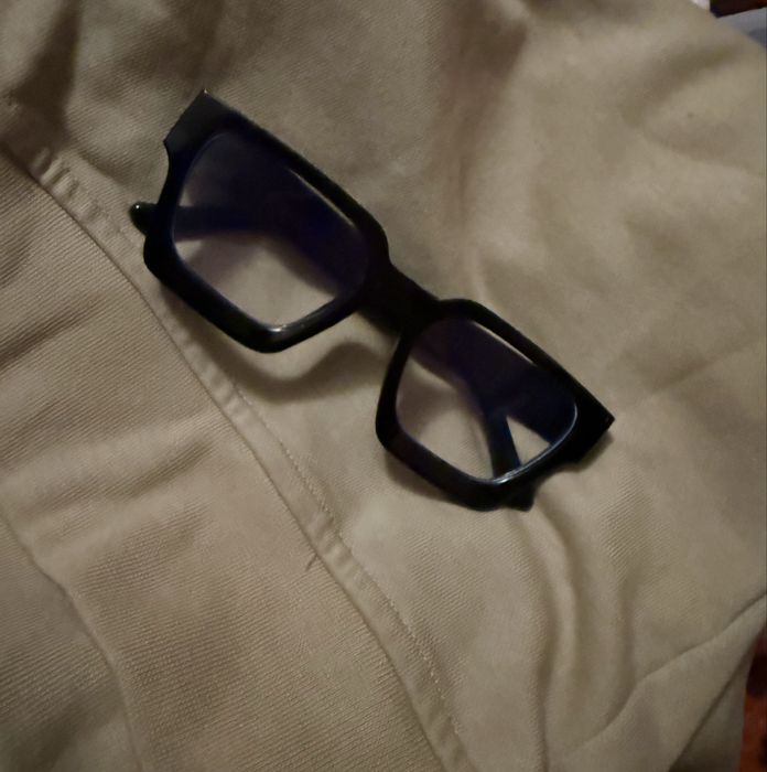 Окуляри для іміджу та сонцезахисні