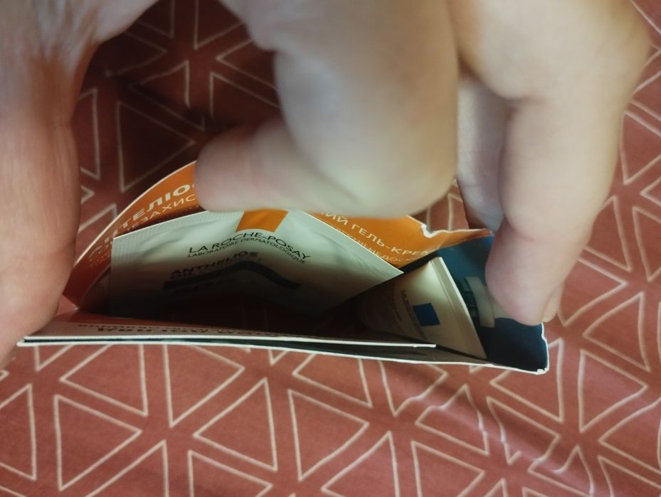 Пробніки косметики La Roshe Posay крем цикапласт ефаклар