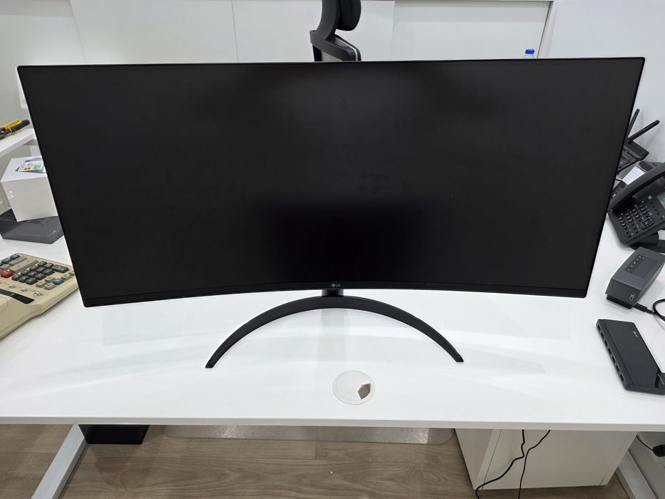 Monitor Marca LG Curvo