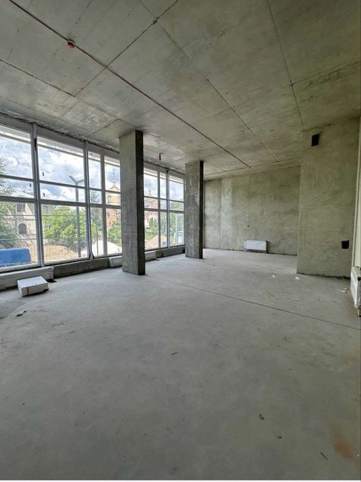 Оренда приміщення по вул. В.Великого у ЖК Америка у Франківському р-н.