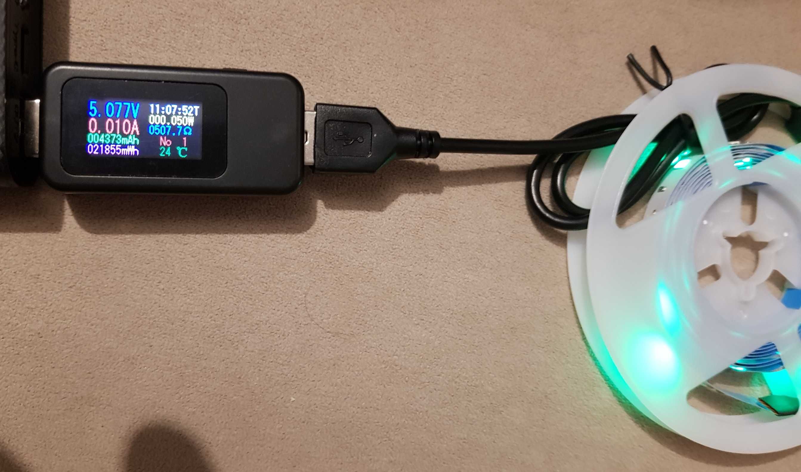 Светодиодная лед стрічка RGB 2835 LED лента 2 метра USB 5V пульт ДУ