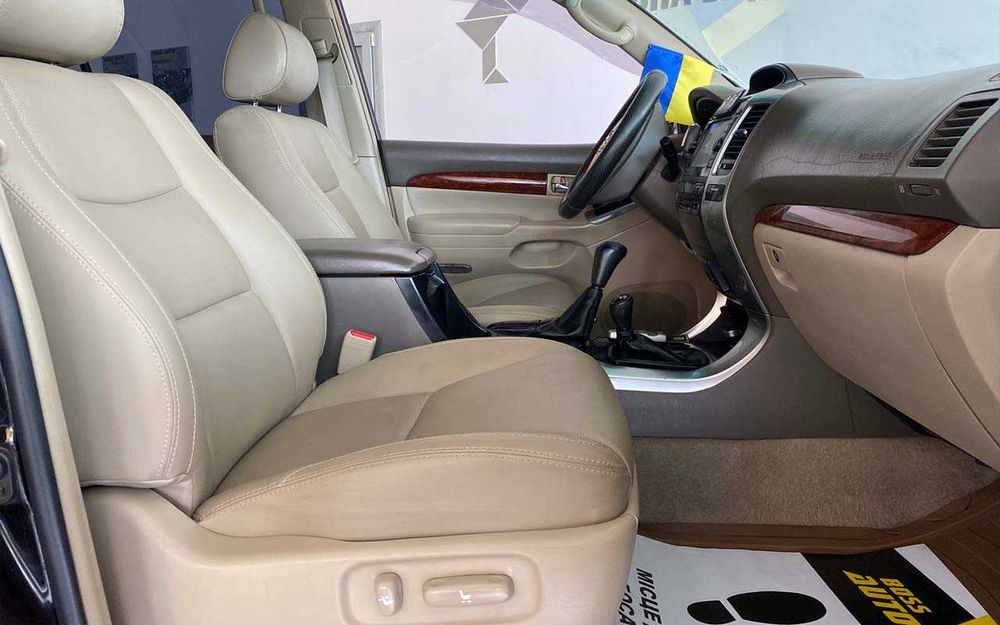 Toyota Land Cruiser Prado 120 2006