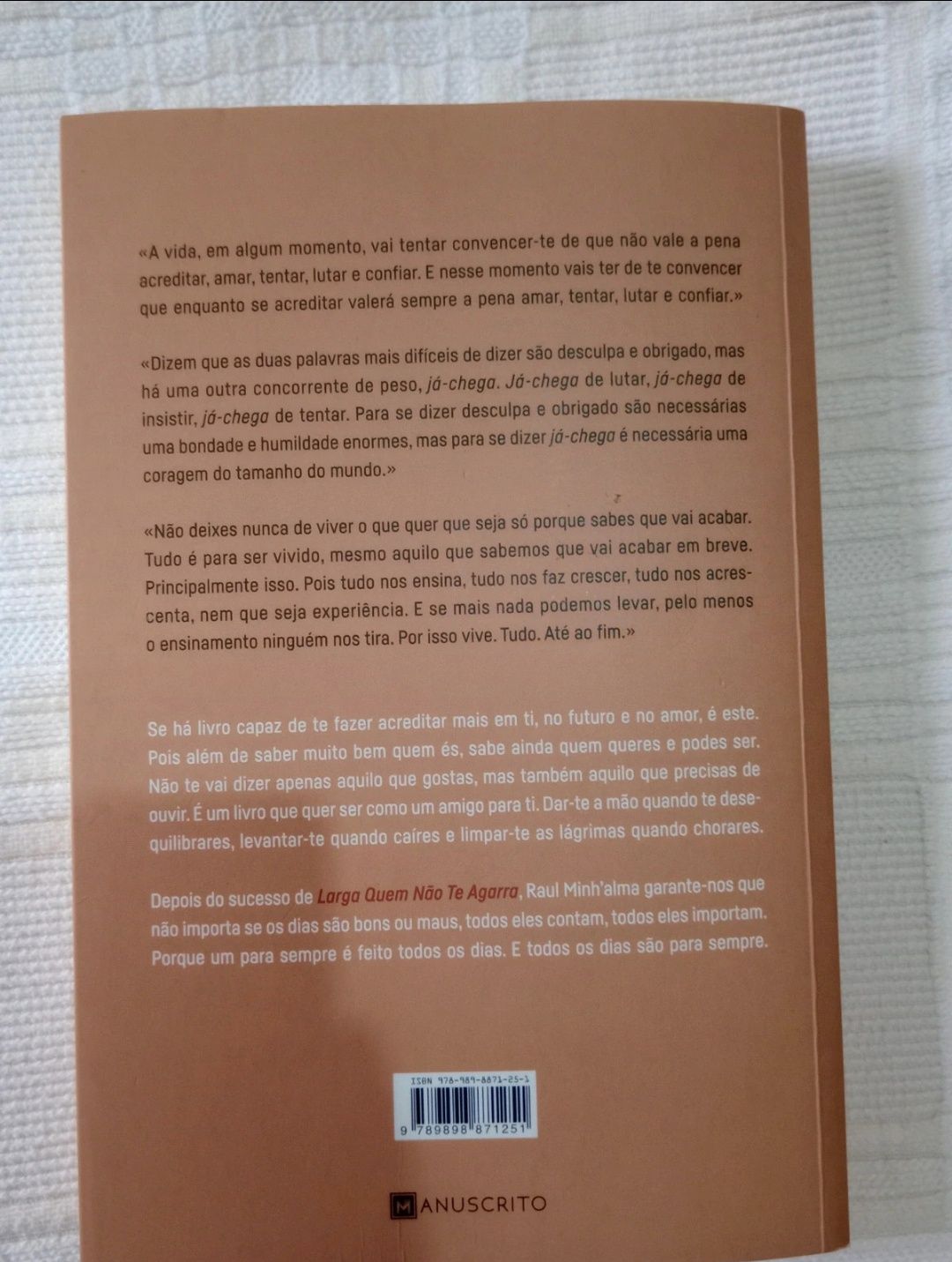 Livro "Todos os dias são para sempre"