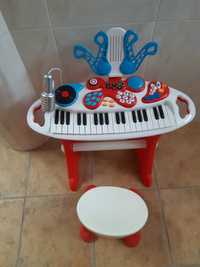 Piano para criança