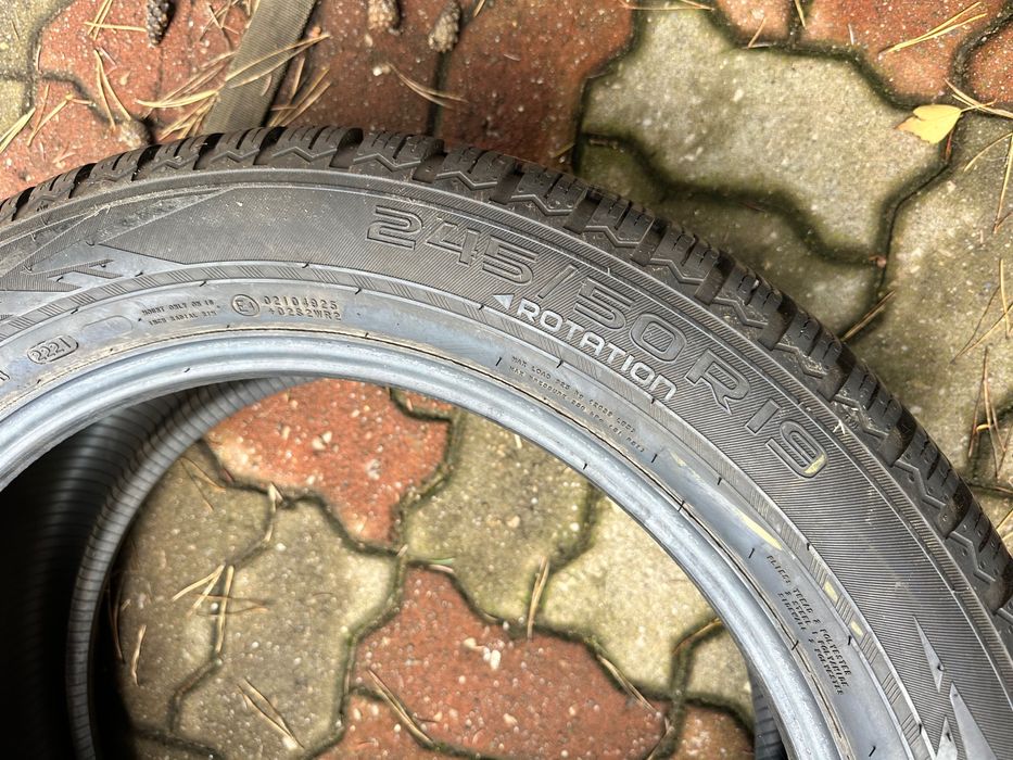 Opony zimowe 245/50r19 Nokian WR SUV 4 stan idealny