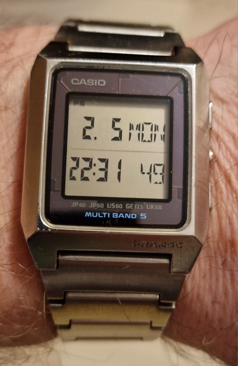 Casio I-range Multi Band 5 wafe ceptor Touch solar