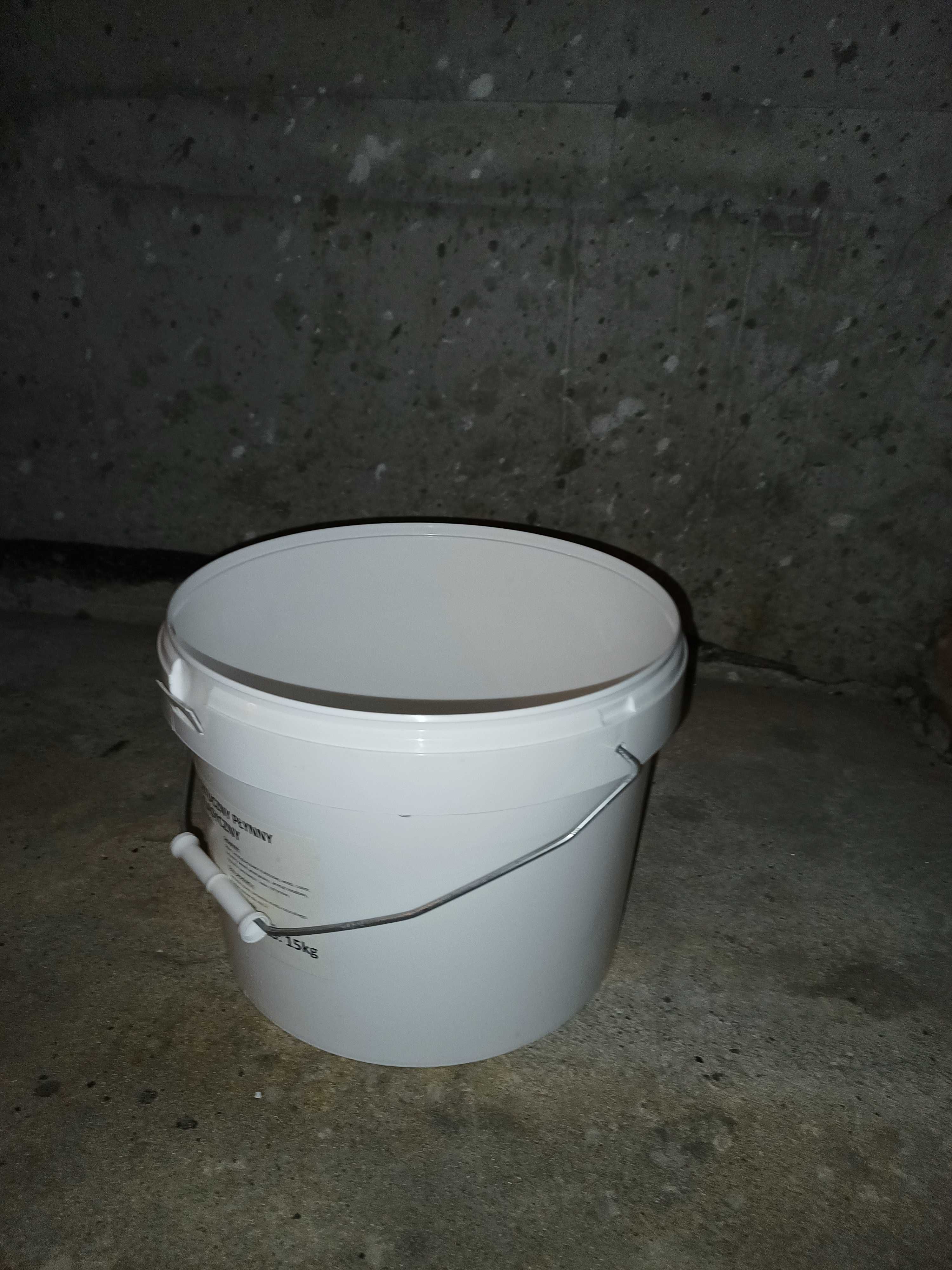 Wiadra na wode 20l (5zł)/ 10l (2zł)