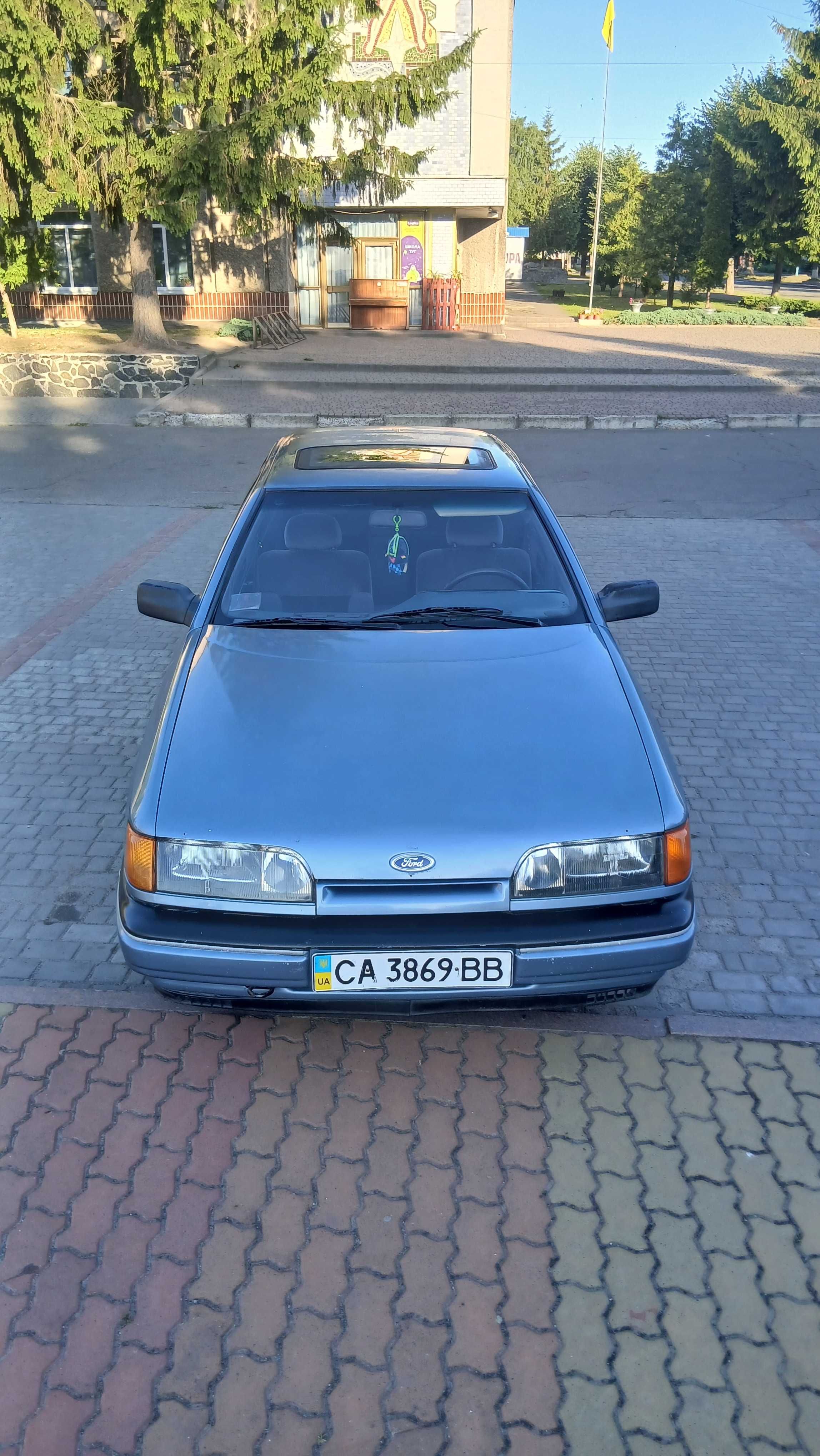 Ford Scorpio 1989рік 2.0