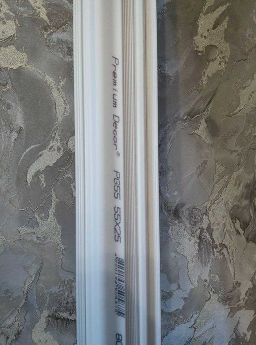 Стельовий плінтус Premiun decor PG55 2000x55x25