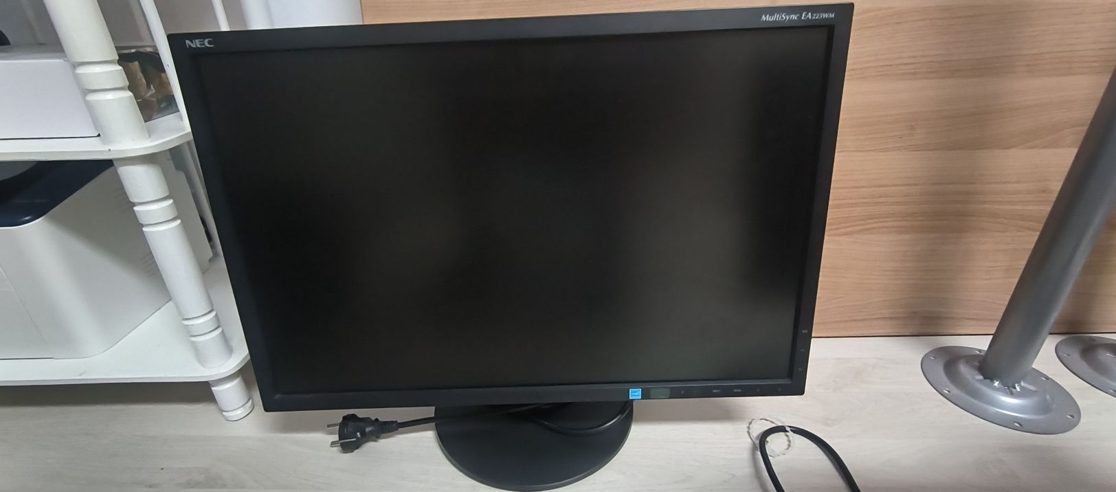 Monitor NEC multisync EA 223WM