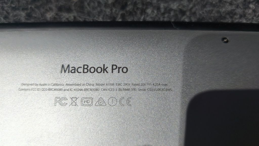 Apple MacBook Pro 15” (2015) | i7 / 16GB / 512GB
