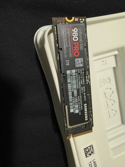 SSD-диск Samsung 980 PRO V-NAND MLC 2TB M.2 (MZ-V8P2T0BW) з гарантією