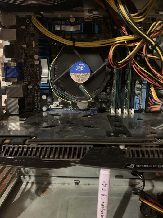 Продам комплект Asus