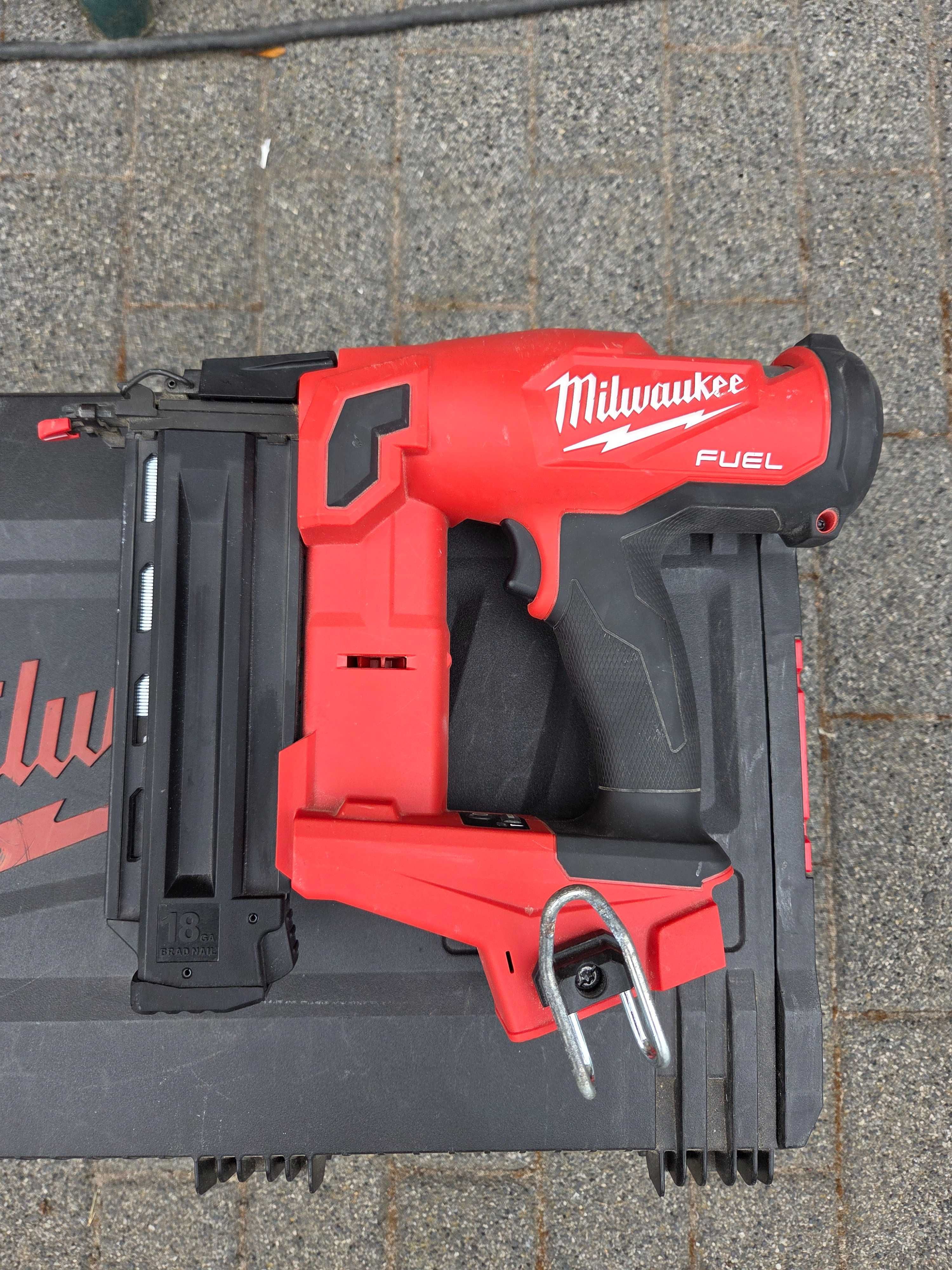 Gwoździarka sztyfciarka akumulatorowa Milwaukee M18 FN18GS