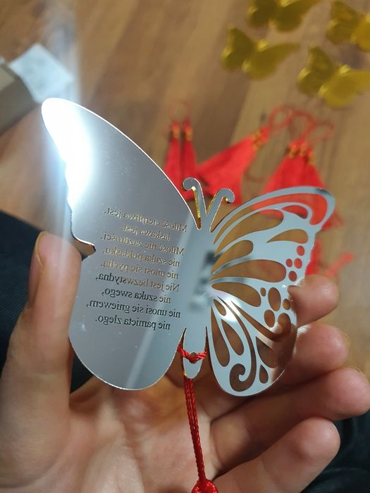 Zakładki do książki z hymnem o miłości złota pleksi
