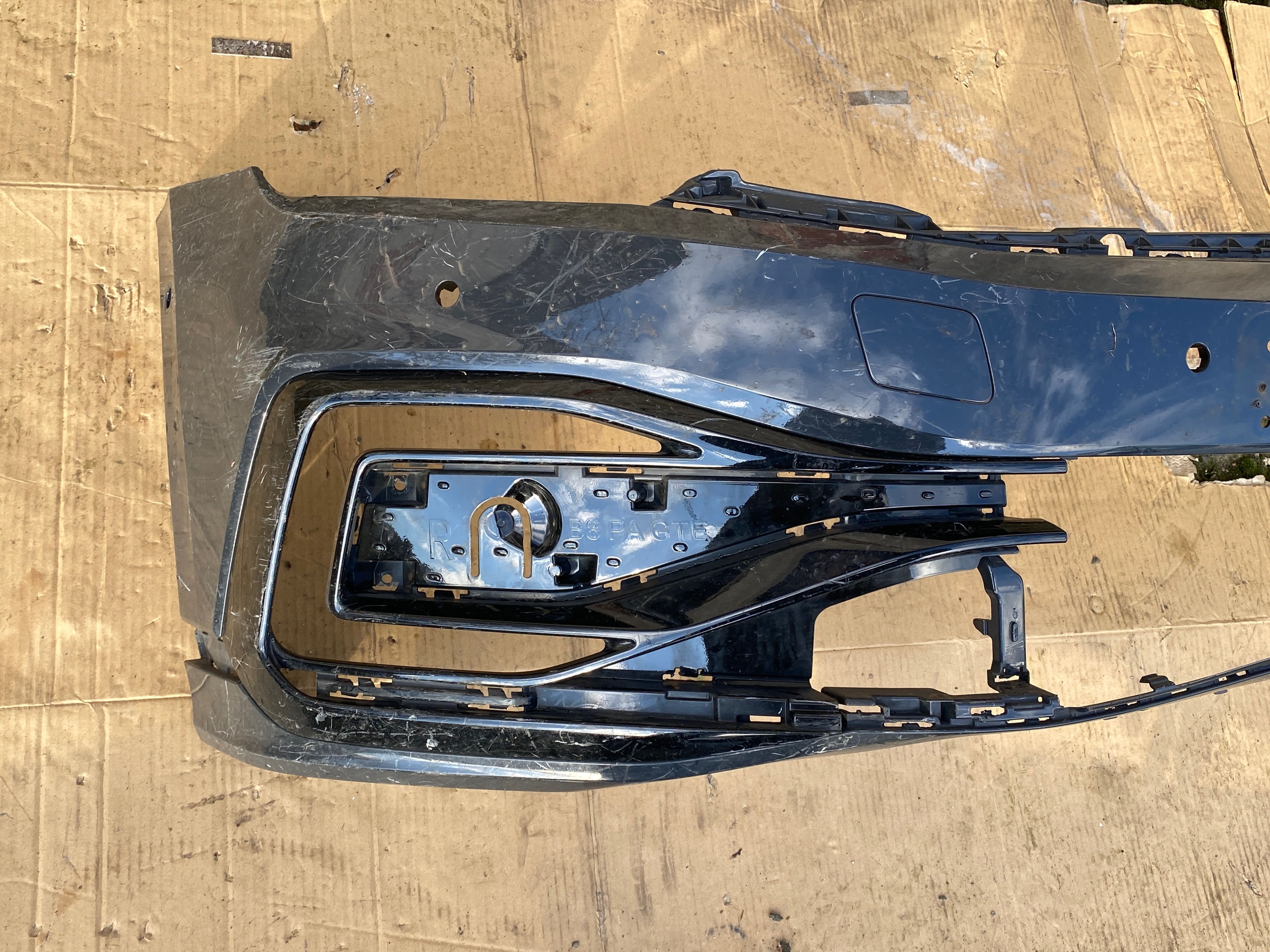 Volkswagen Passat B8 3G0 Lift R-Line/GTE zderzak przedni przód idealny