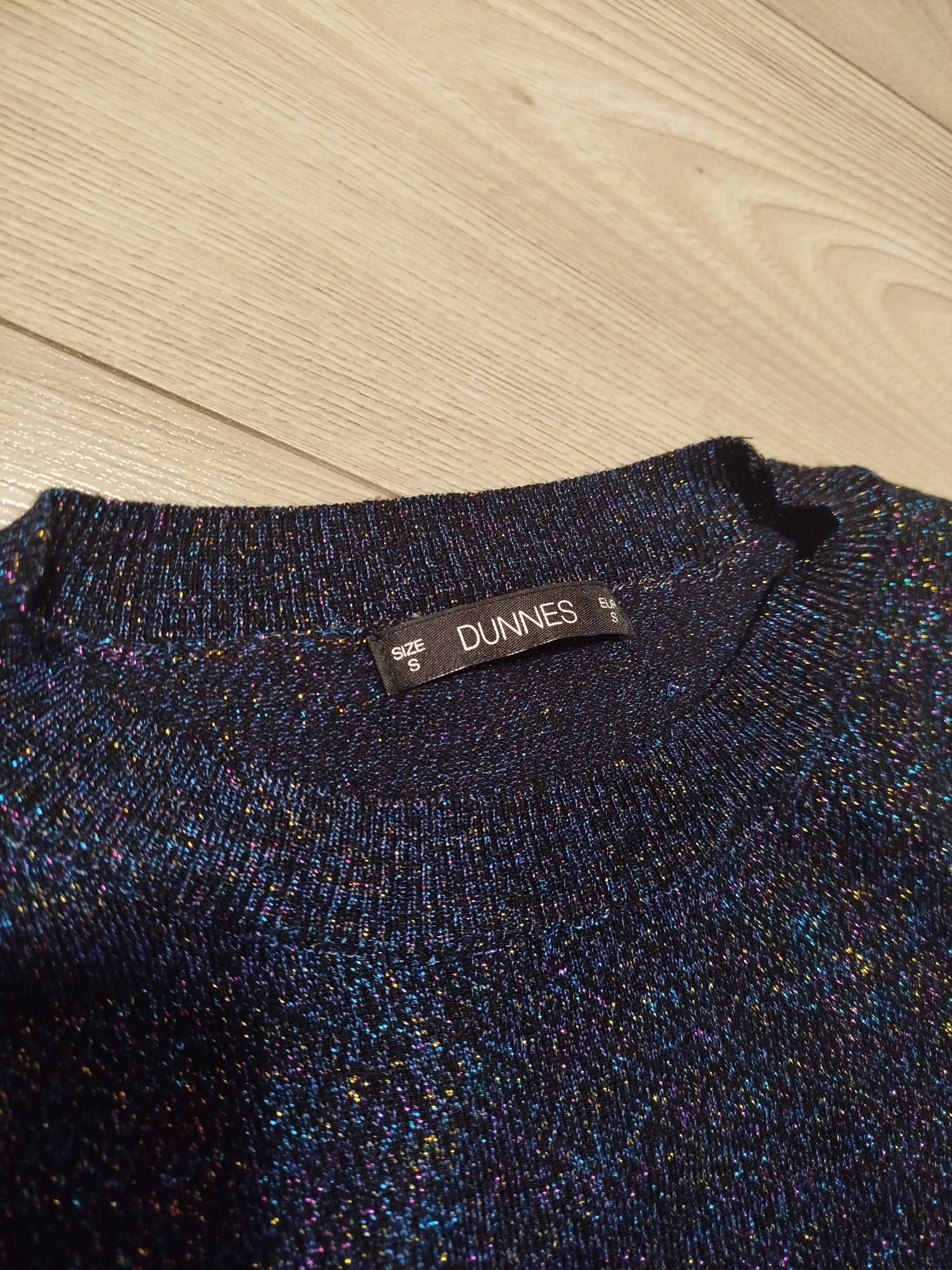 Sweter damski z błyszczącymi nitkami Dunnes używany, rozmiar S