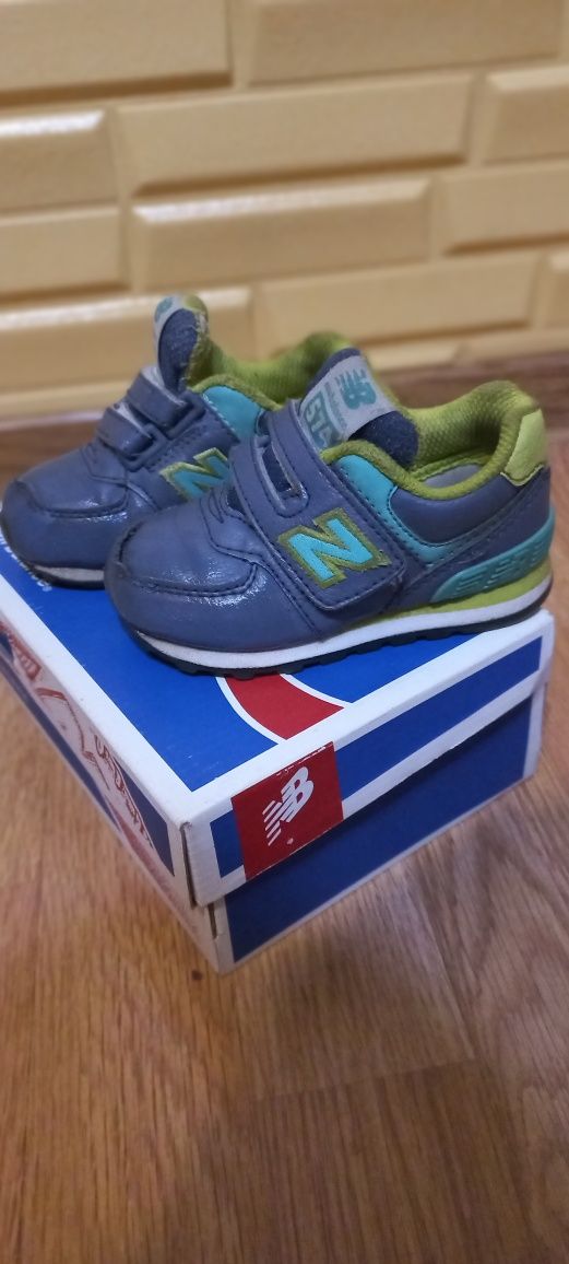 Дитячі кросівки new balance 21 розмір оригінальні