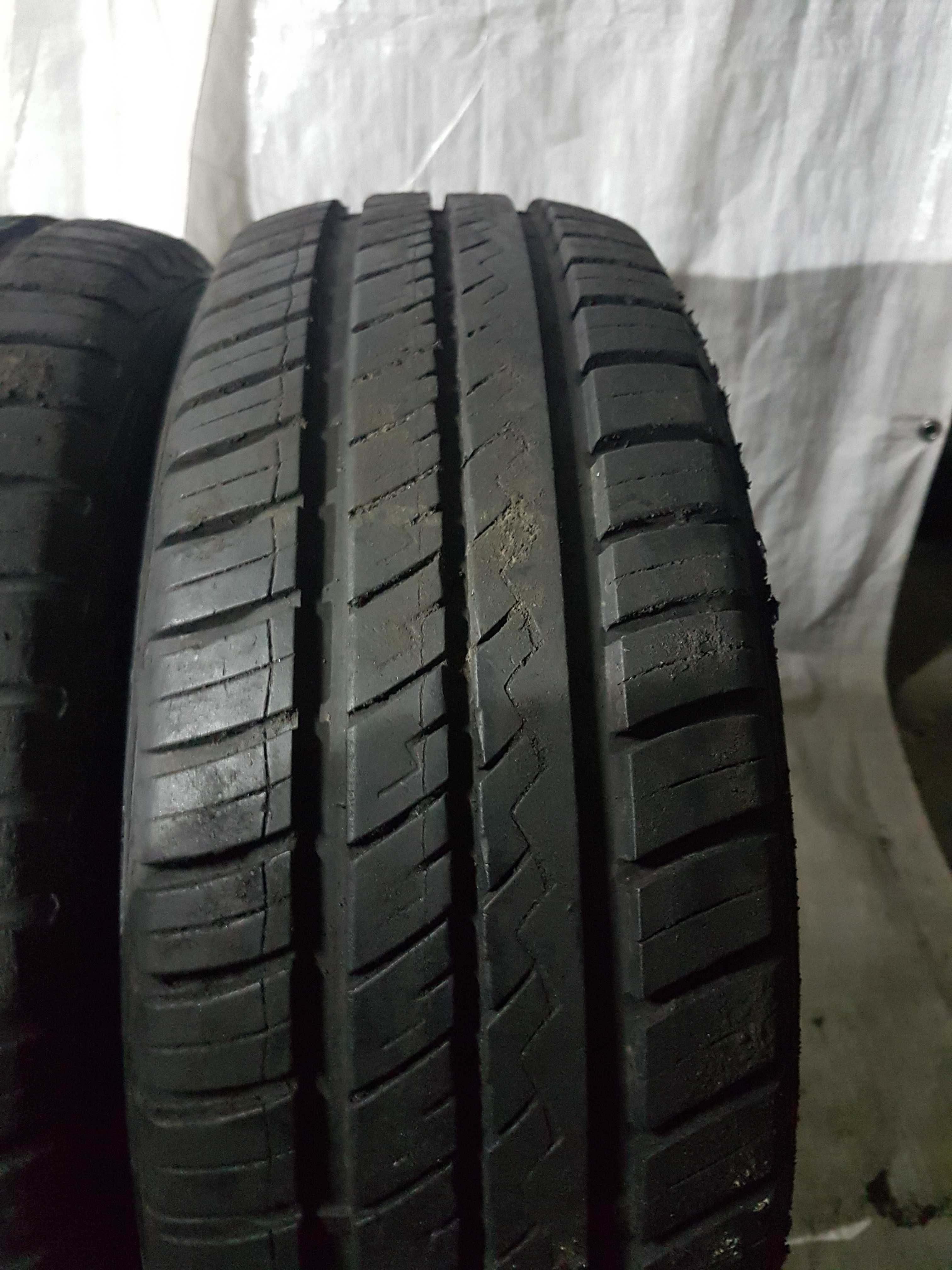 4szt 195/60R15 Dębica Presto HP