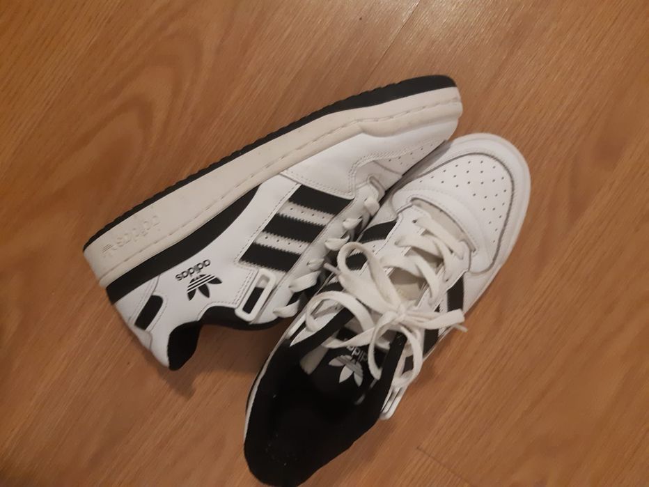 Vendo 8 pares de ténis marca adidas e Nike
