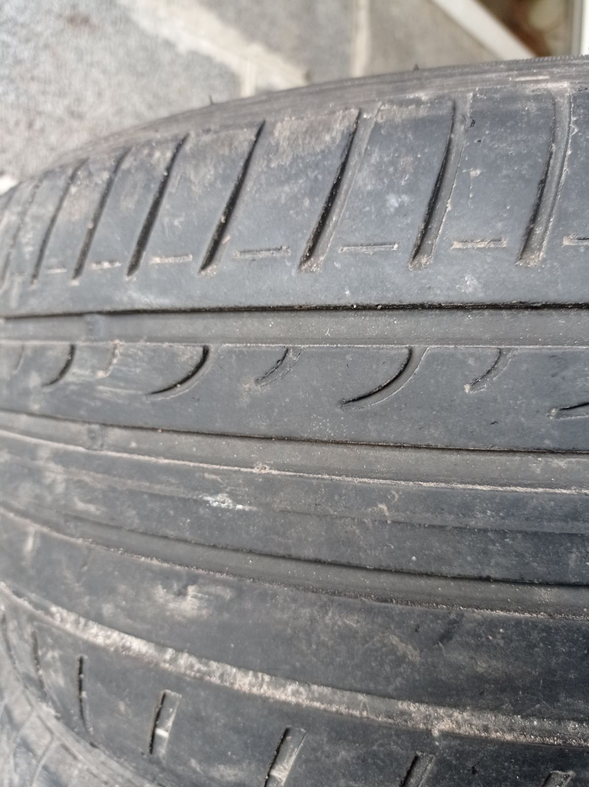 Покришка шина резина літо Dunlop 225/45 R17