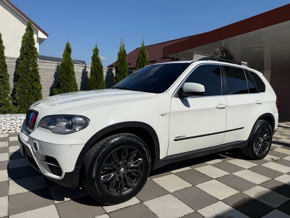 Продам BMW X5 e70  2012 року