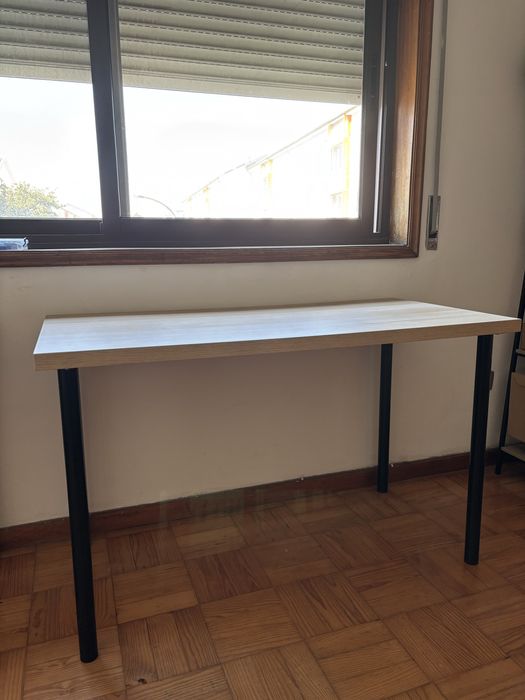 mesa/secretária IKEA