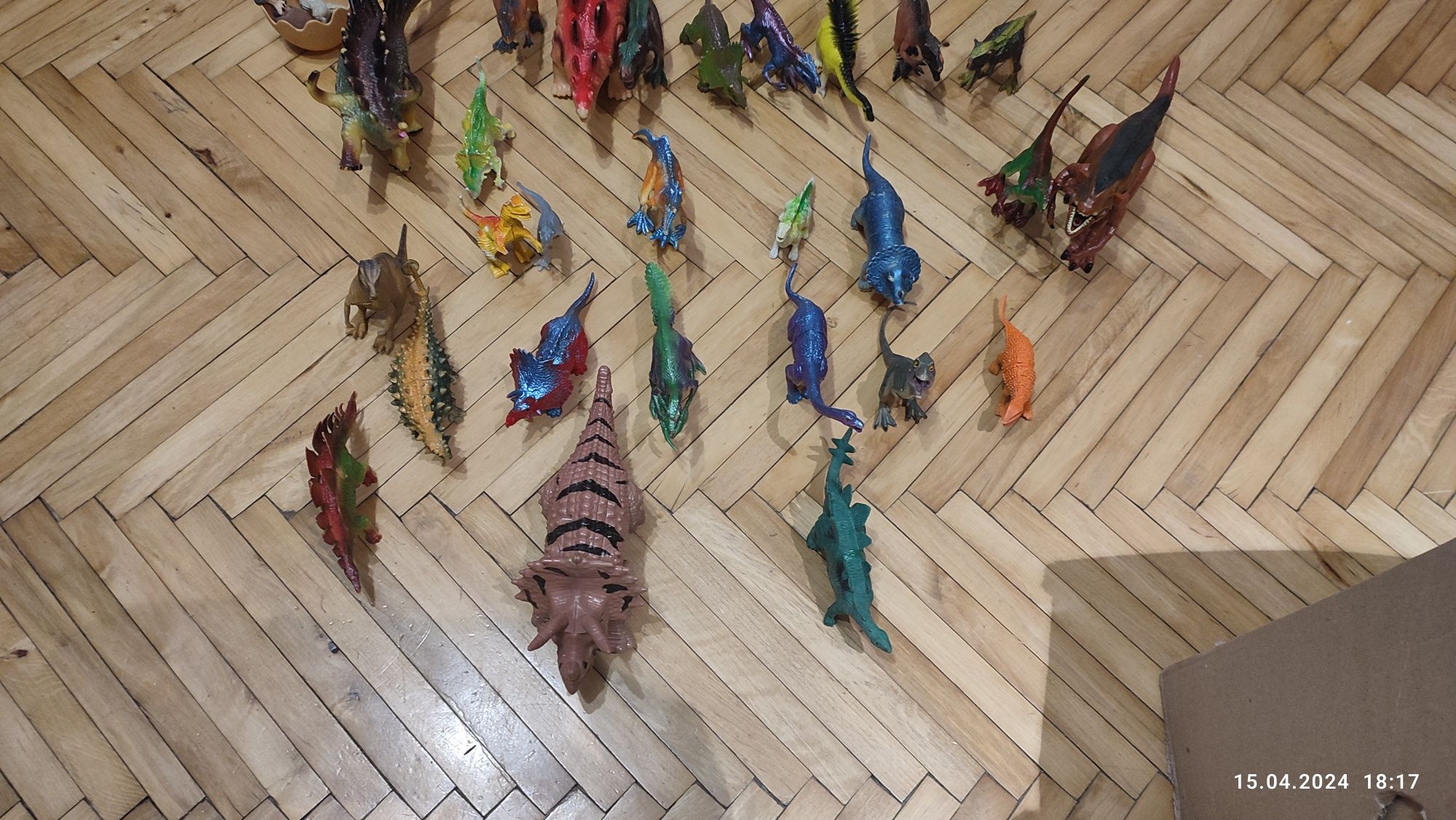 Іграшки динозаврів