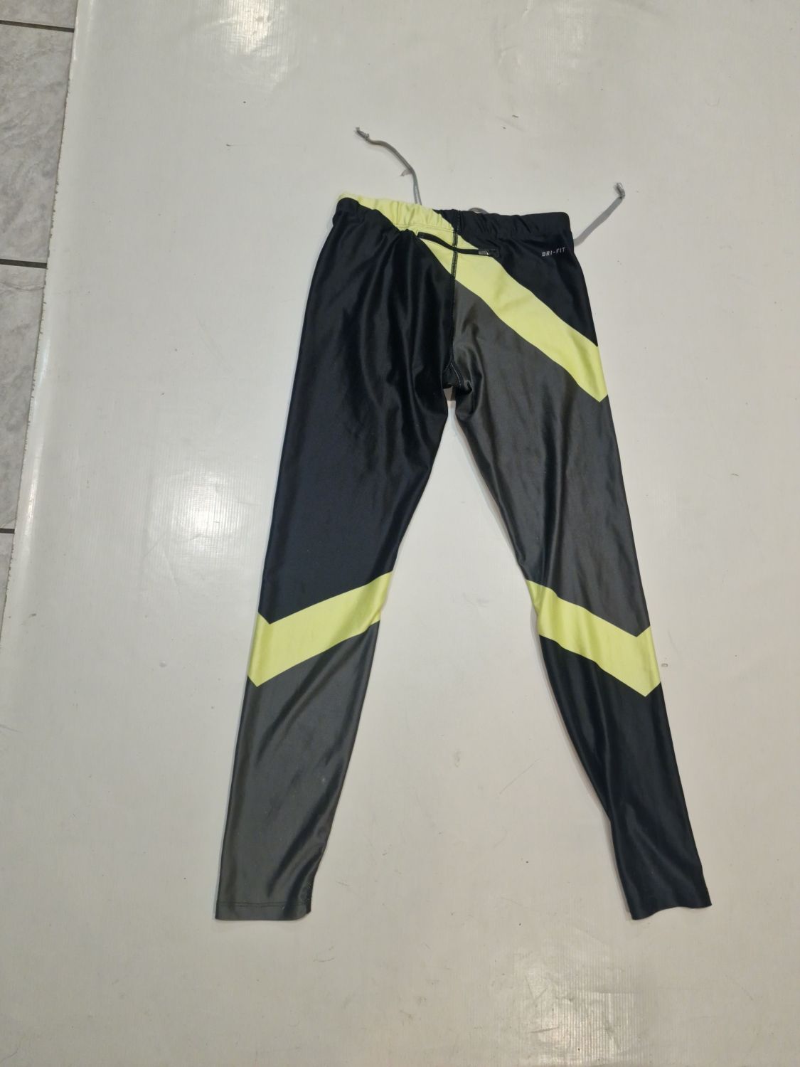 Legginsy Nike Dri Fitt kompresyjna rajstopy spodnie getry roz,S,36,