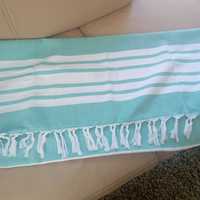 Ręcznik plażowy z frędzlami 100/180cm