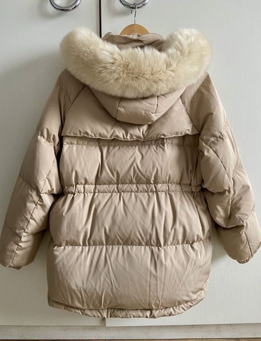 Пуховик бежевий натуральний пух