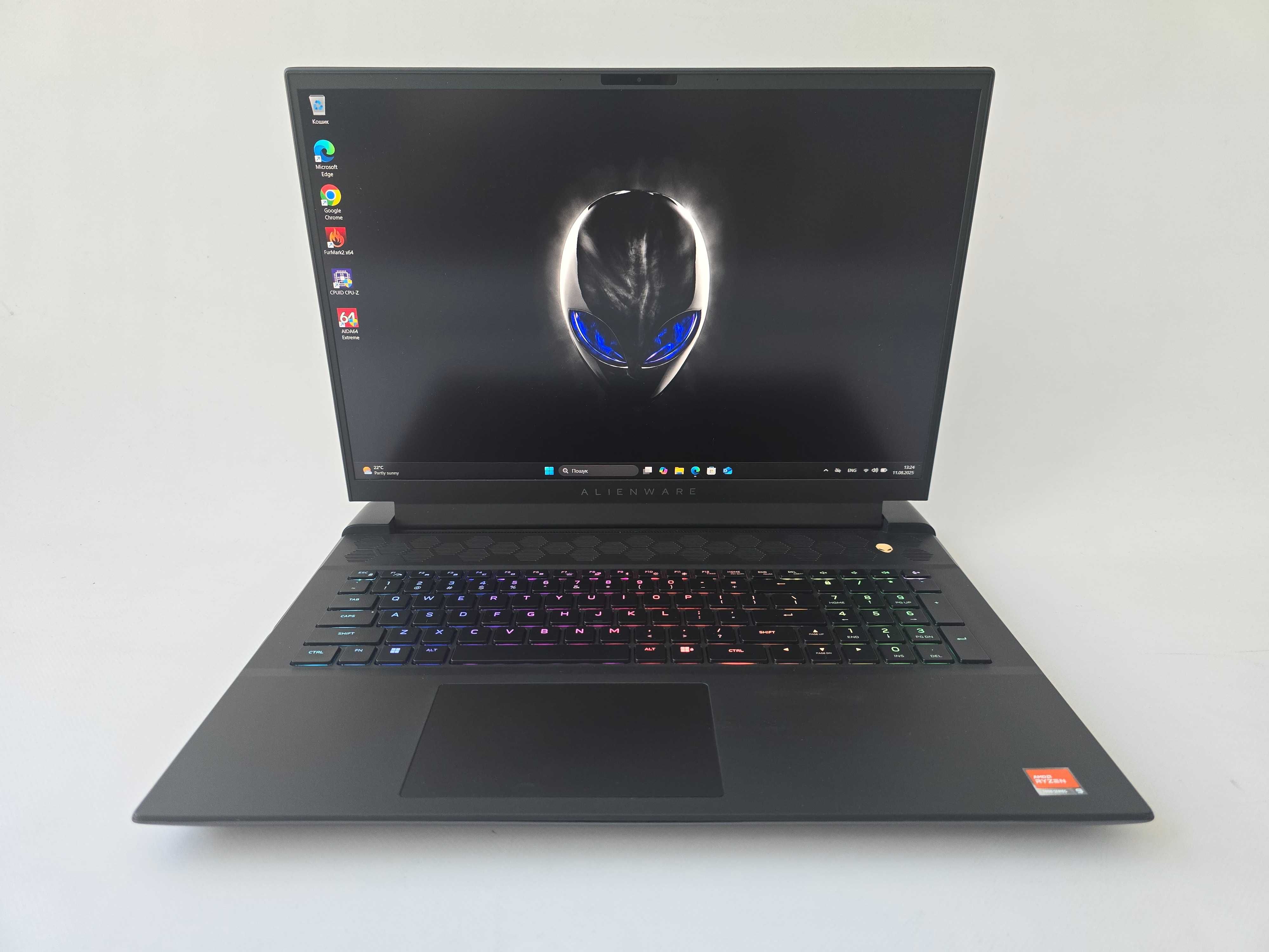 Alienware M18 R1 (2023) R9 7845HX/RTX 4070/RAM 16GB/SSD 1TB/IPS 480Hz