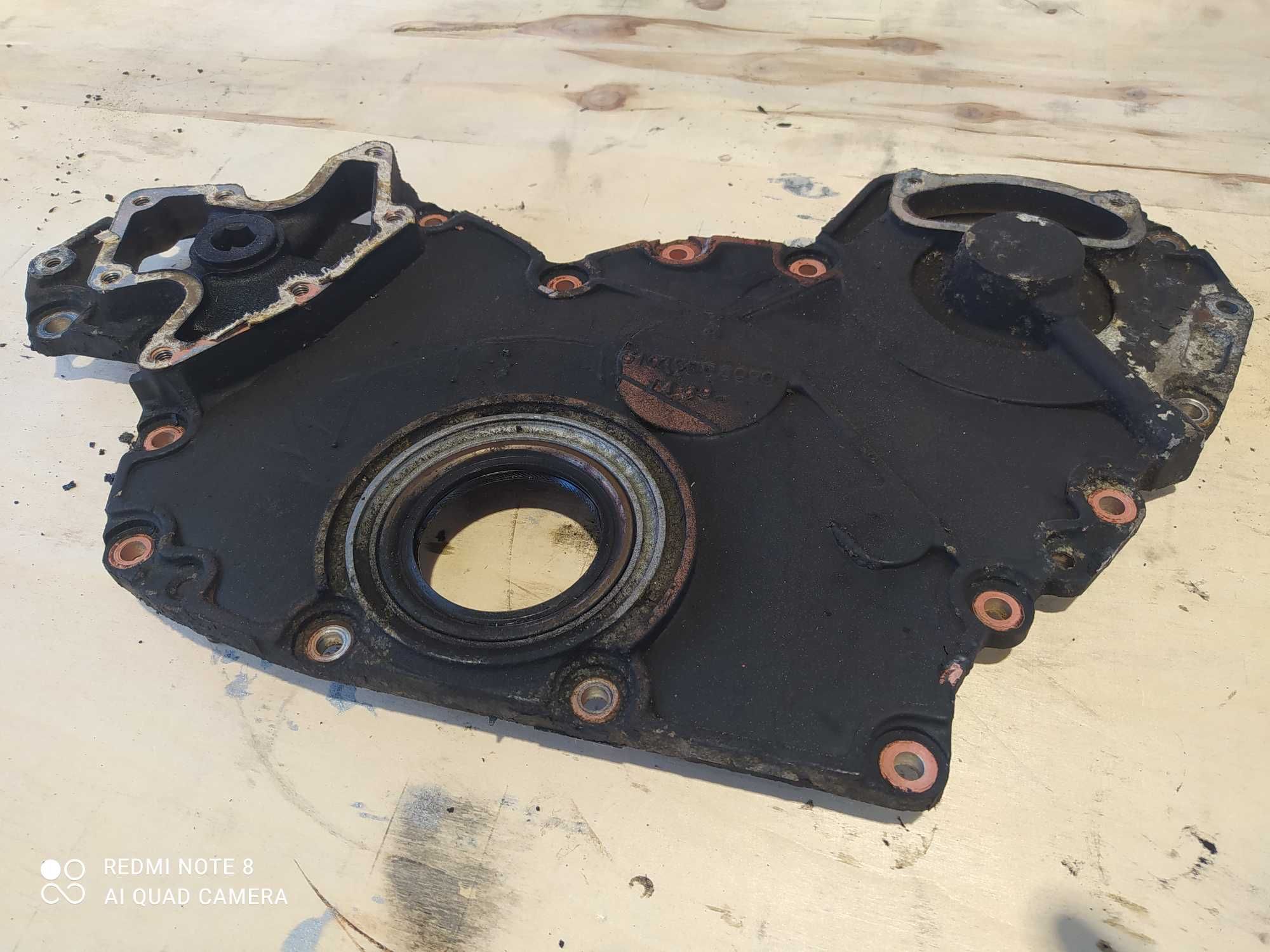 Man 8.150 G90 TGL Fendt D0826 obudowa osłona rozrządu