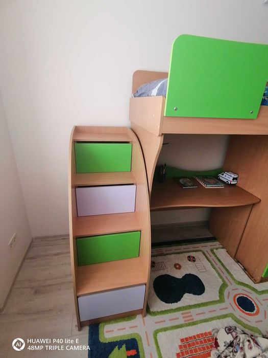 Комплект дитячих меблів