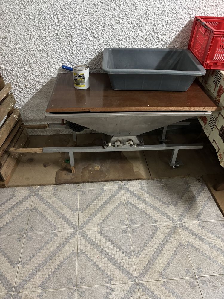 Prensa de esmagar uvas manual , esmagador de uvas electrico