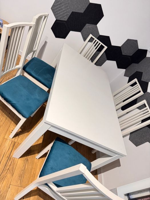 Solidny biały stół rozkładany IKEA (140-220 cm) + 6 krzeseł.